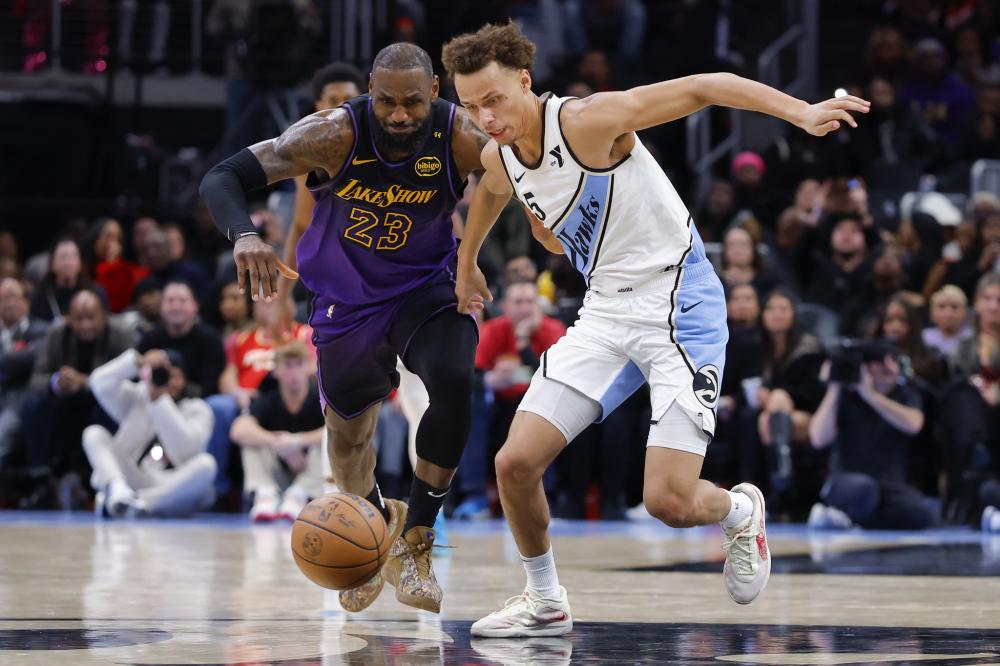 现效力于富 现效力于富